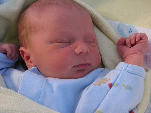 спящий грудничок